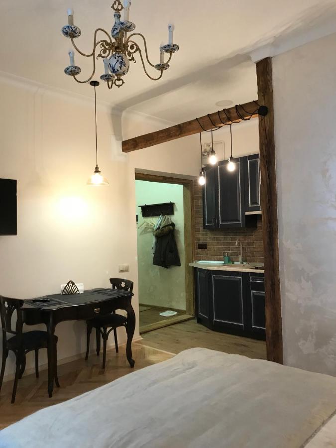 Apartament Tugan Baranovskogo Lviv Extérieur photo